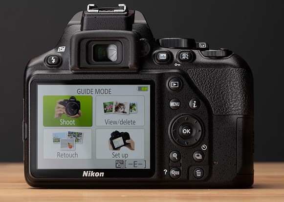 Nikon D3500 Fixed LCD Screen